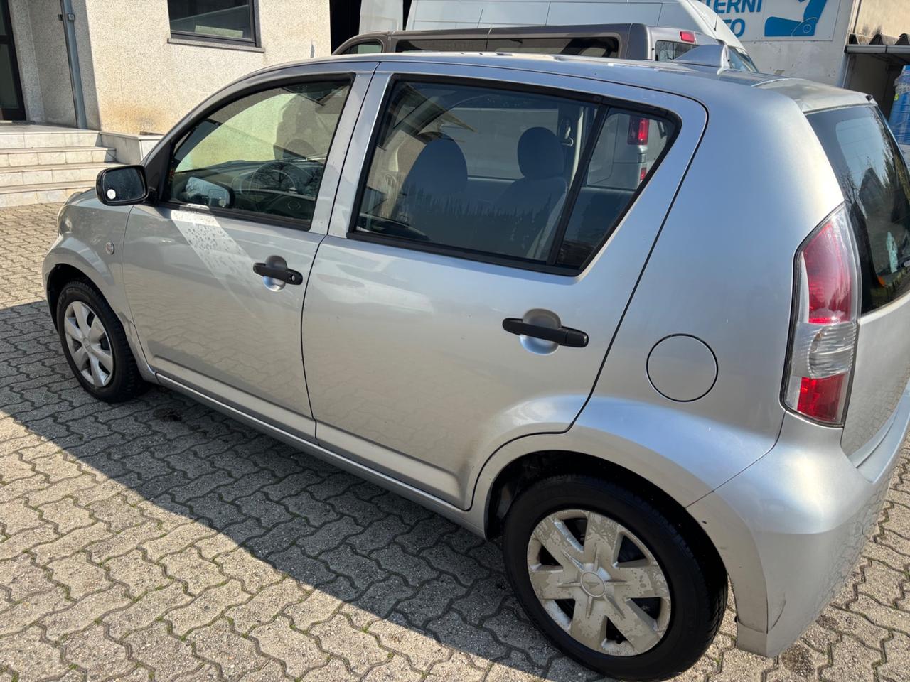 Daihatsu Sirion 1.0 12V Mio