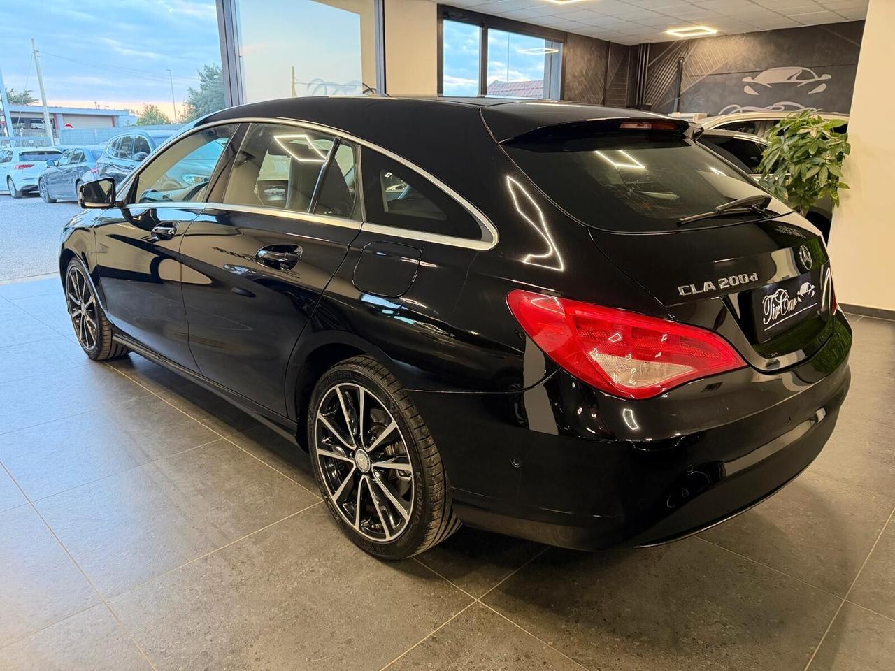 MERCEDES CLA 200D SHOOTING BRAKE SPORT 2.2 136CV OK NEOPATENTATO ANNO 2016