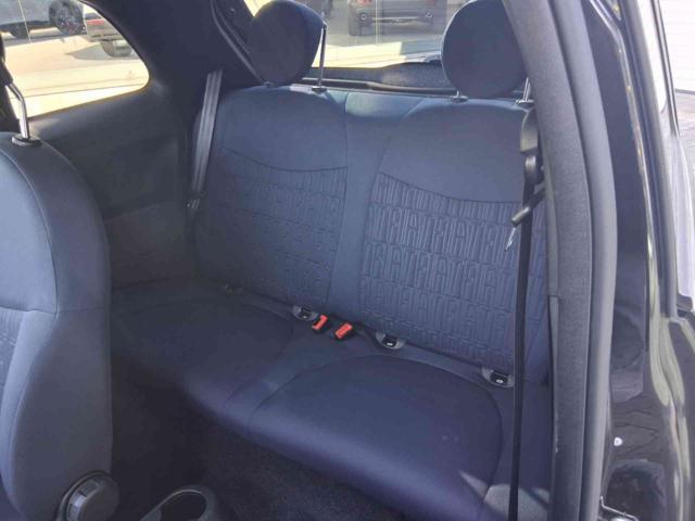 FIAT 500 1.0 Hybrid Total Black