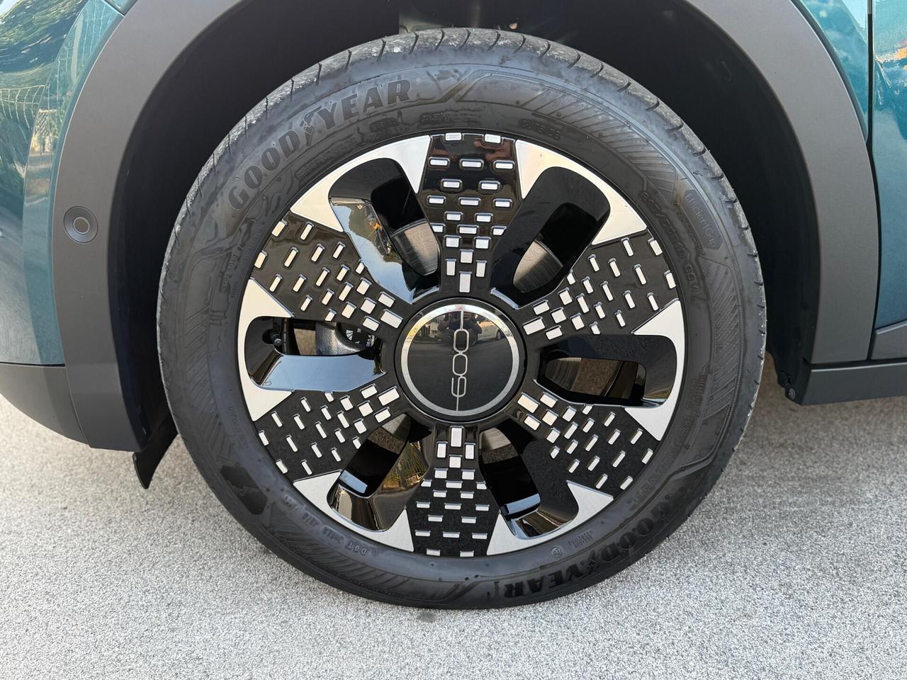 Fiat 600 Hybrid 100 CV DCT MHEV