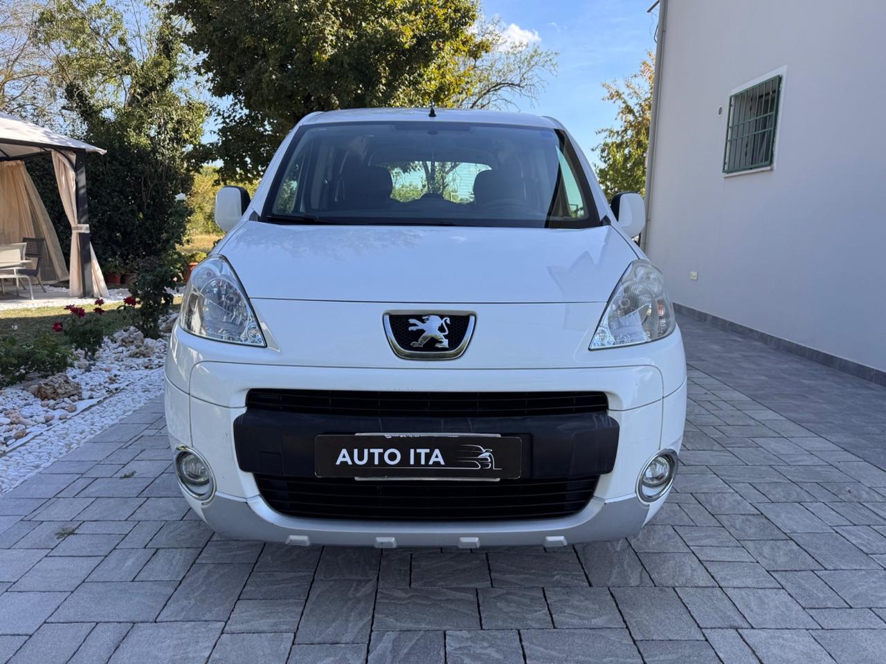 Peugeot Partner Tepee 1.6 HDi 110CV Premium N1 AUTOCARRO OK NEOPATENTATI