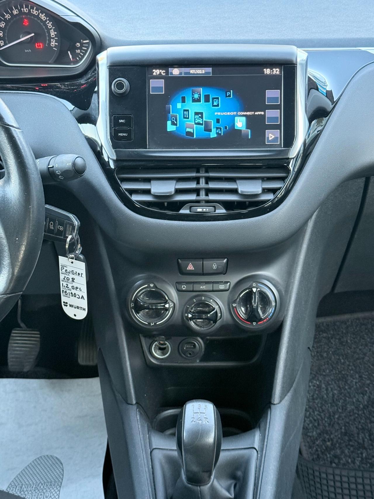 "SUPER ECO" Peugeot 208 PureTech GPL Active