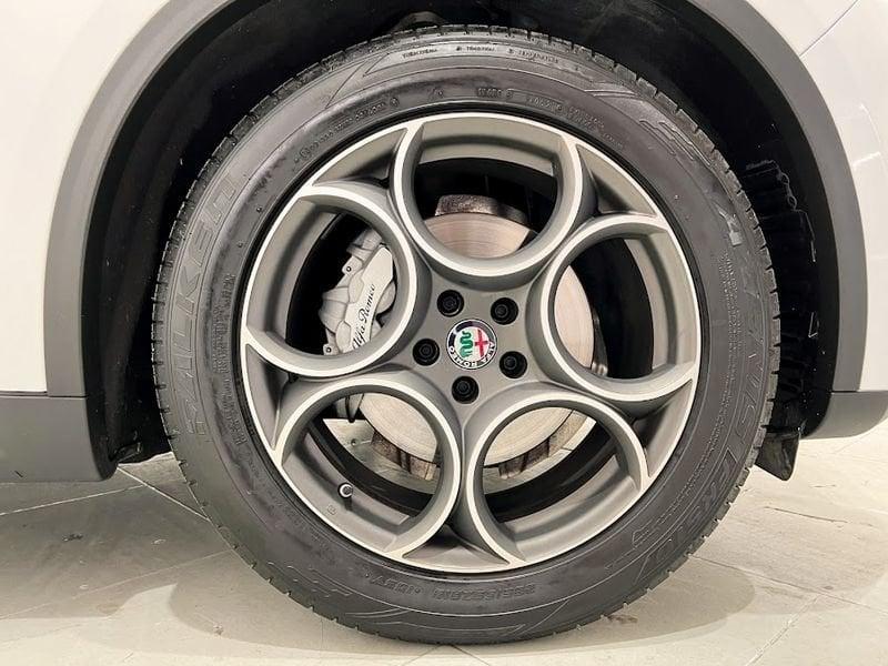 Alfa Romeo Stelvio Stelvio 2.2 Turbodiesel 180 CV AT8 RWD Super