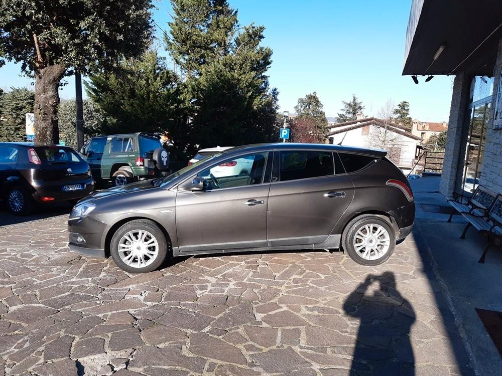 Lancia Delta 2.0 MJT Platinum NEO PATENTATI