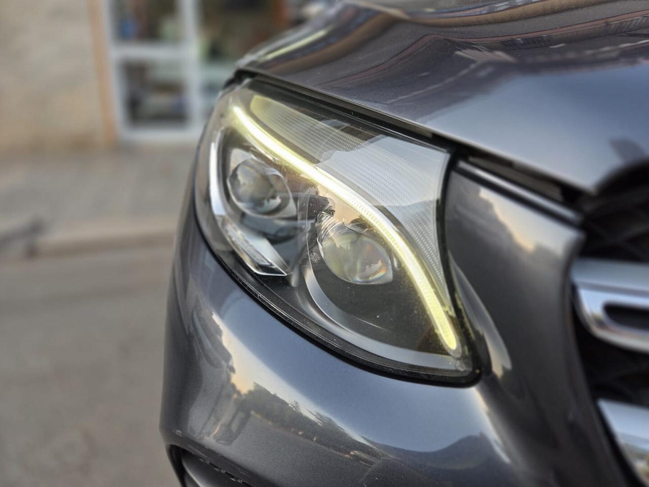 MERCEDES GLC 250 4MATIC PREMIUM + AMG PACK +GANCIO