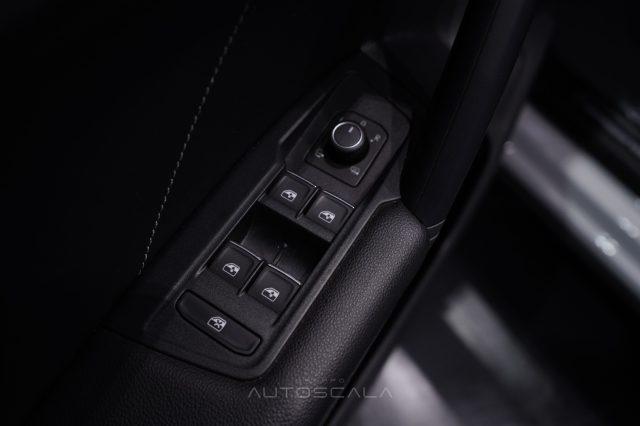 VOLKSWAGEN Tiguan 2.0 TDI 150cv SCR DSG R-Line