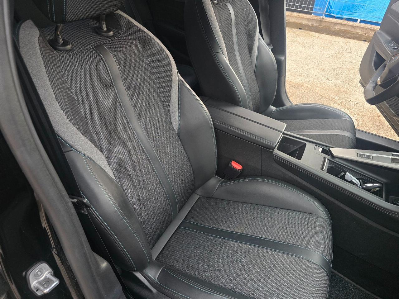 Peugeot 308 BlueHDi 130 S&S EAT8 SW Allure Pack