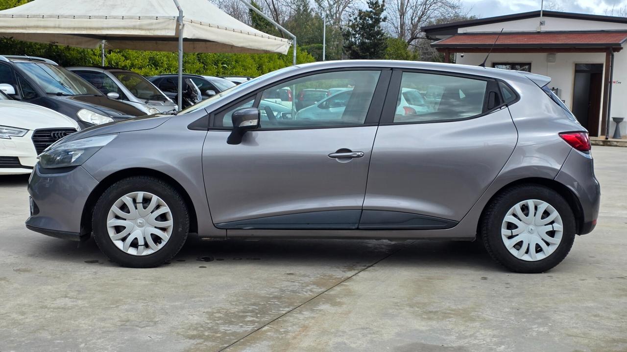 Renault Clio 1.2 75CV GPL 5 porte Costume National