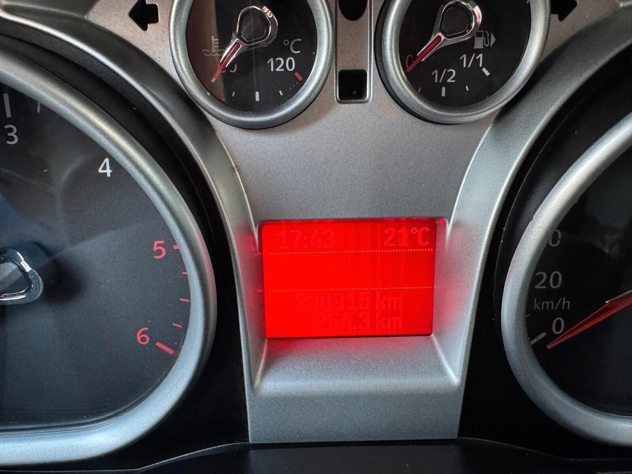 FORD C-MAX 1.6 TDCi 110cv TITANIUM DPF