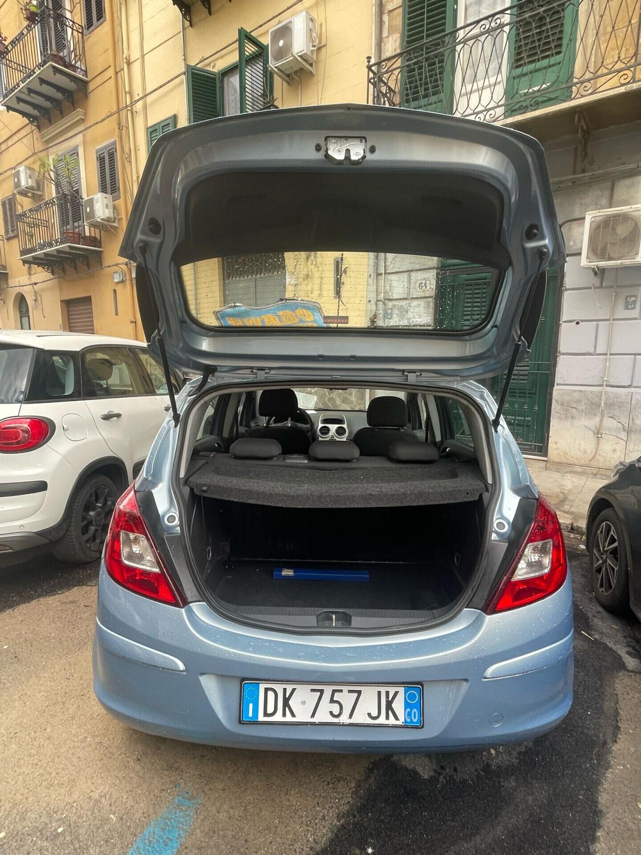 Opel Corsa 1.3 CDTI 75CV 5 porte Cosmo NEOPATENTATI FINANZIABILE