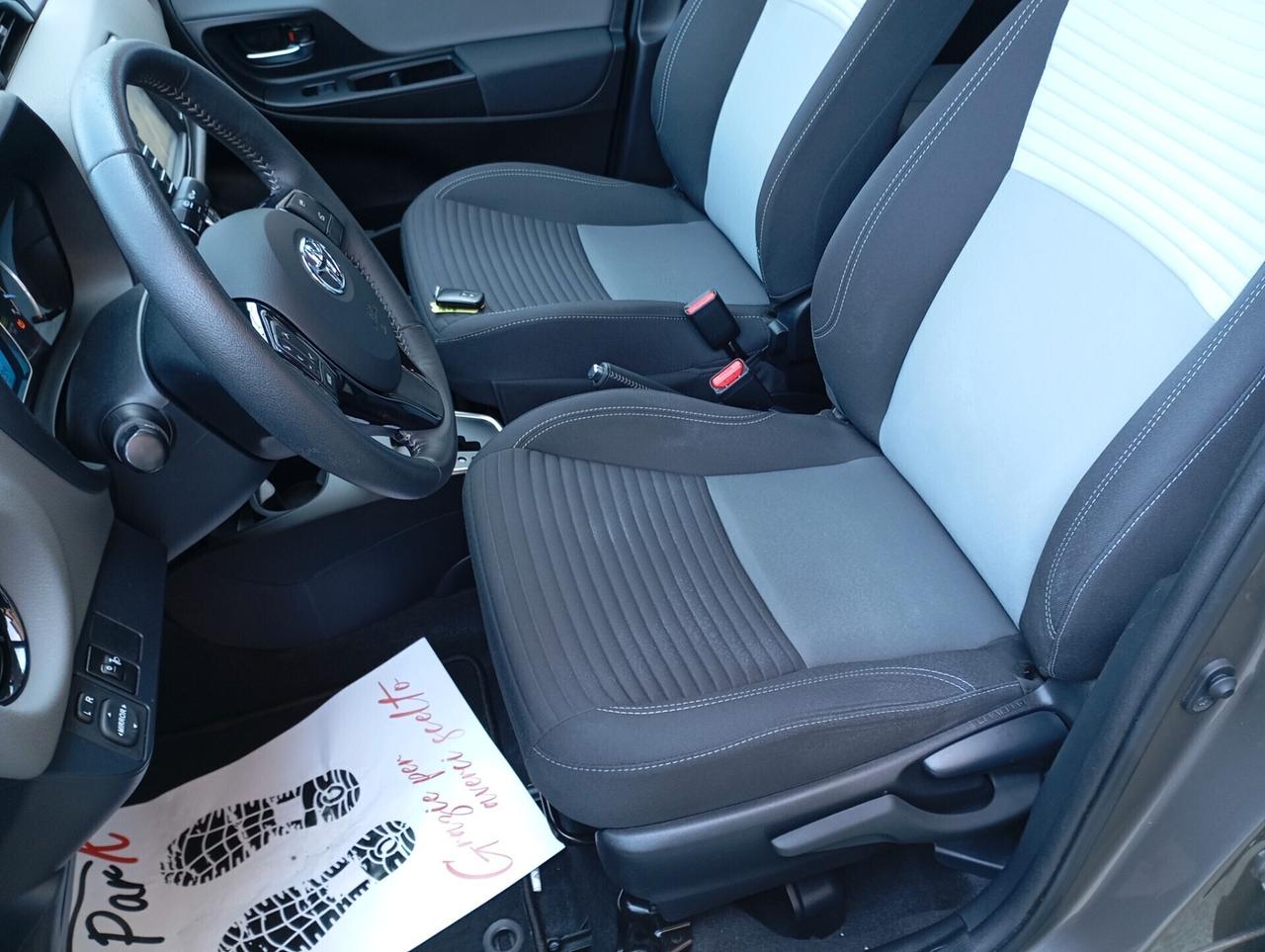 Toyota Yaris 5P 1.5 Hybrid Business Aut.