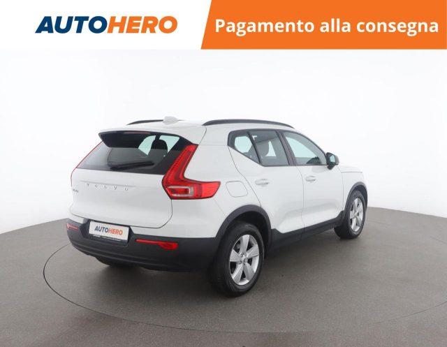 VOLVO XC40 T2 Geartronic Momentum Core