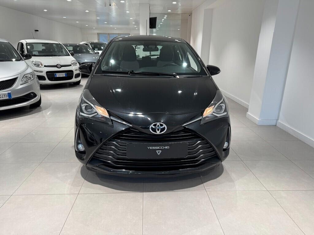 Toyota Yaris 1.0 5 porte Active