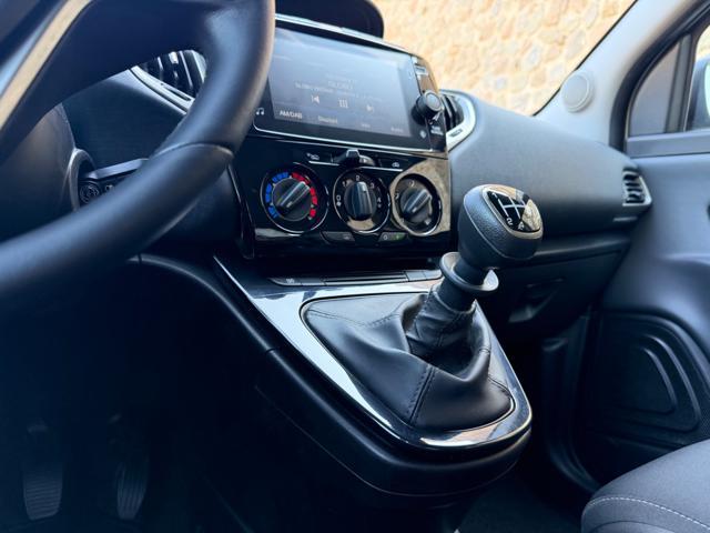 LANCIA Ypsilon GOLD+NAVI CARPLAY+SENSORI+LED