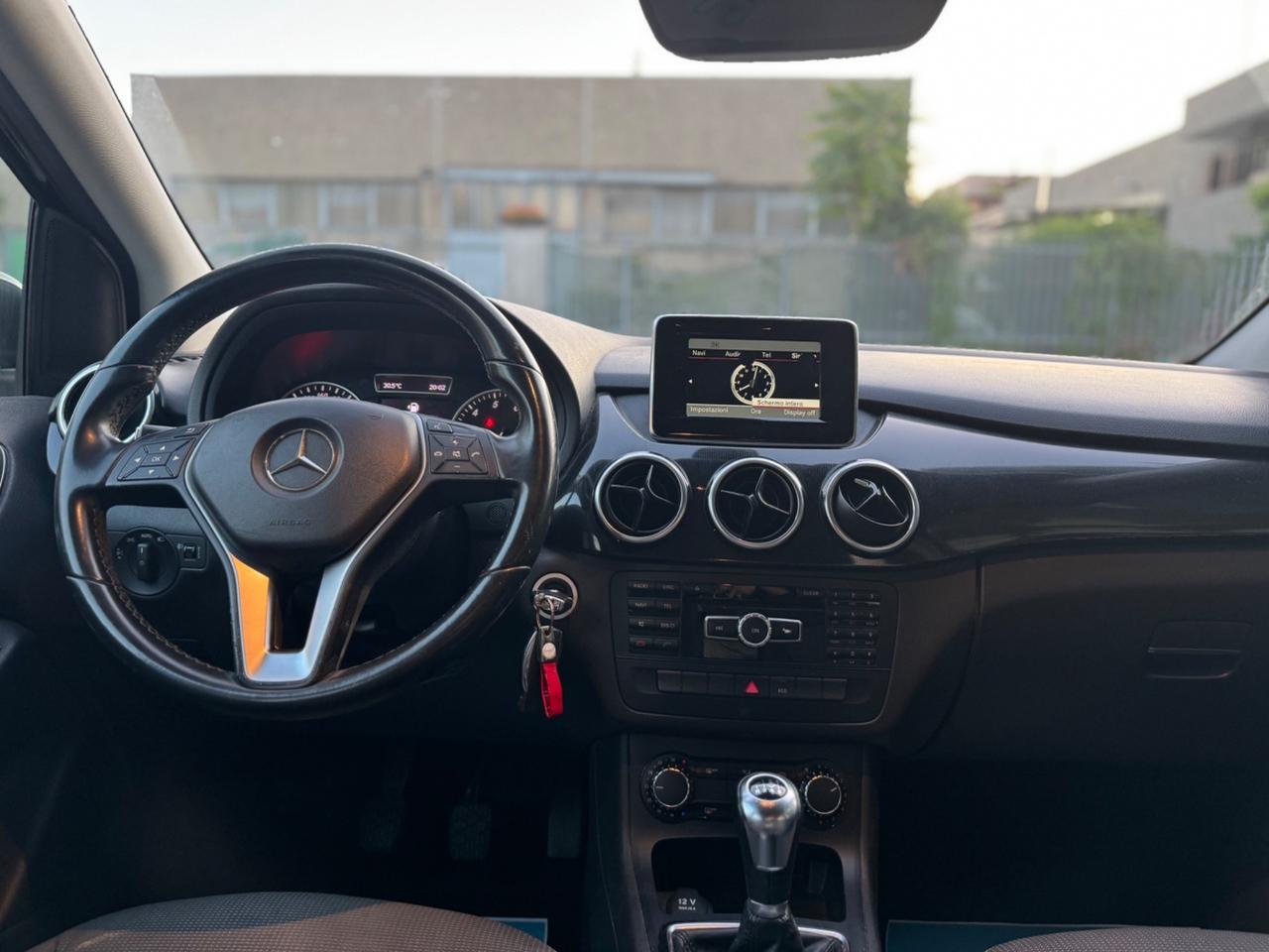 Mercedes-benz B 200 B 200 NGD Executive