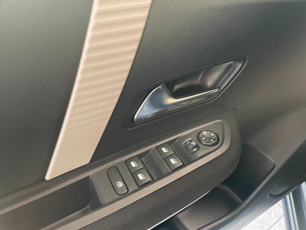 Citroen C4 Hybrid 136 e-DCS6 Plus PROMO