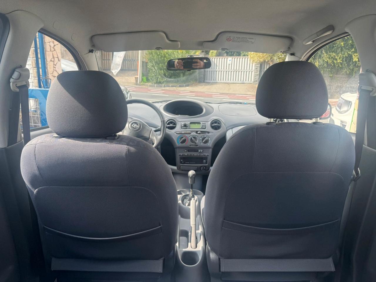 Toyota Yaris 1.3i 16V cat 5 porte Luna