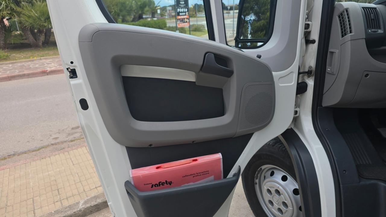 Citroen Jumper 33 2.2 HDi/120 PC Cabinato