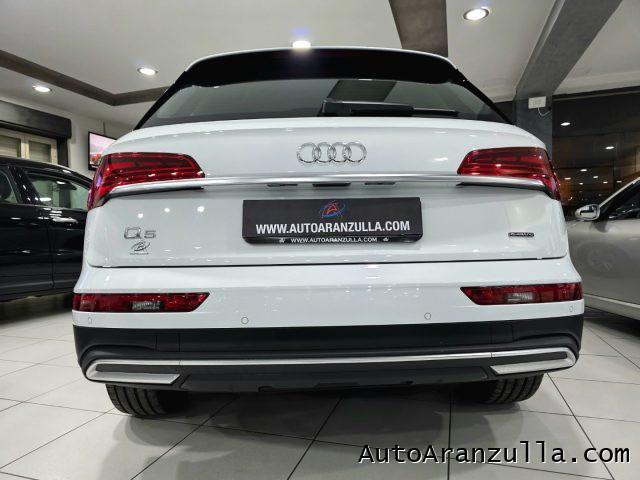 AUDI Q5 40 2.0 TDI 204CV Quattro S tronic Business Navi
