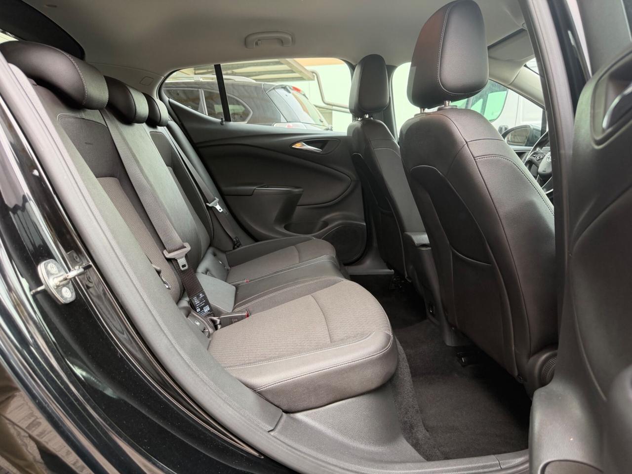 Opel Astra 1.6 CDTi 110CV Start&Stop 5 porte Innovation