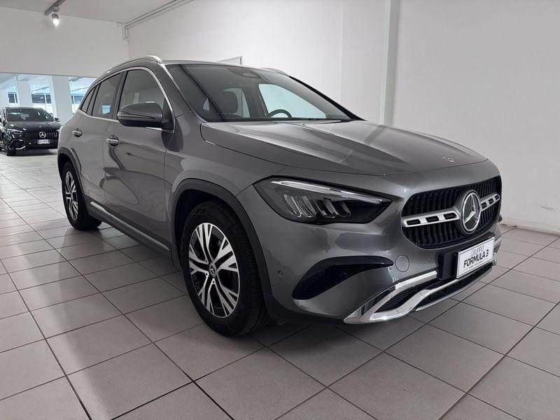 Mercedes-Benz GLA GLA 200 d Progressive Advanced Plus