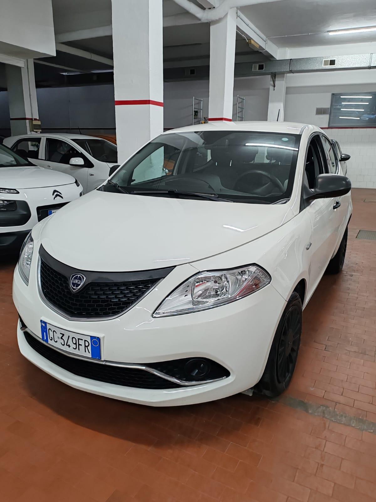 Lancia Ypsilon 5 Porte Ypsilon 1.0 Hybrid Silver 5 POSTI