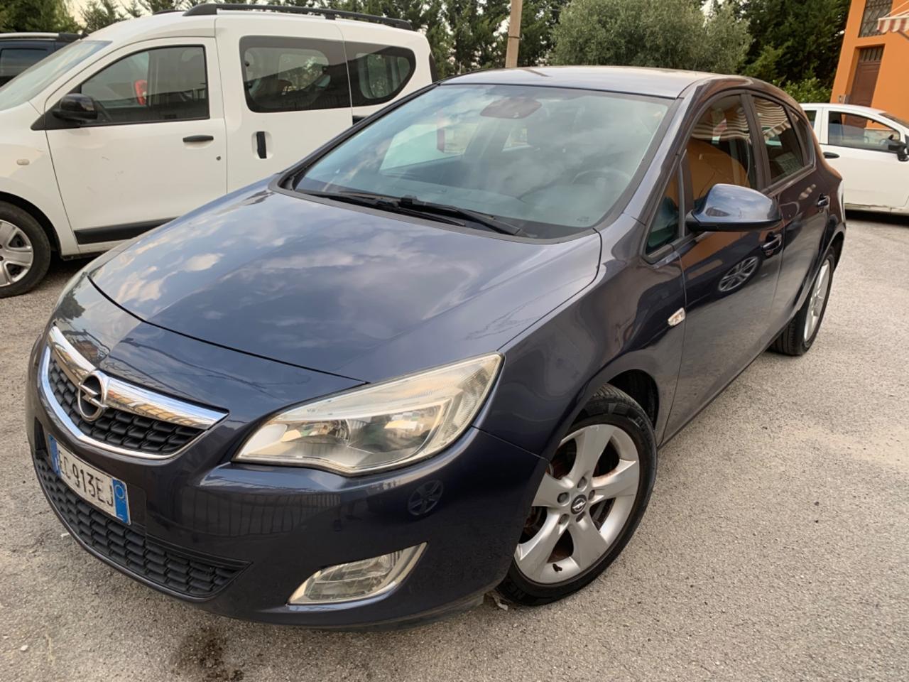 Opel Astra 1.7 CDTI 110CV 5 porte Elective