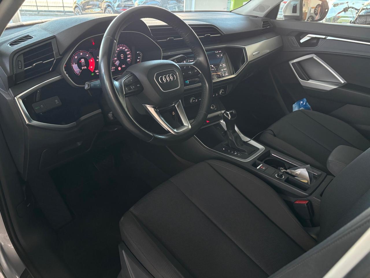 Audi Q3 35 TDI S tronic line edition