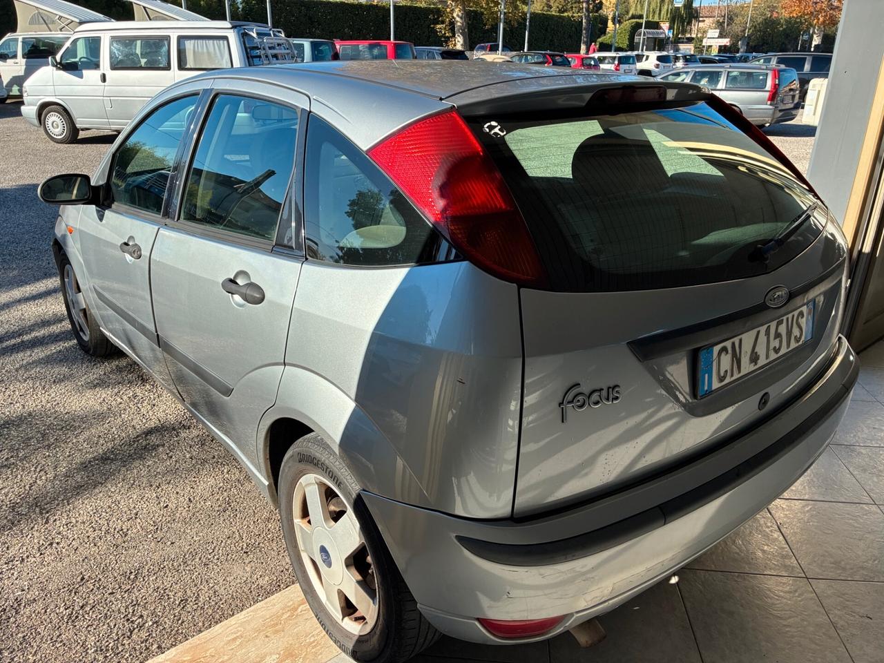 Ford Focus 1.8 TDCi 100 cv cat 5p. Zetec