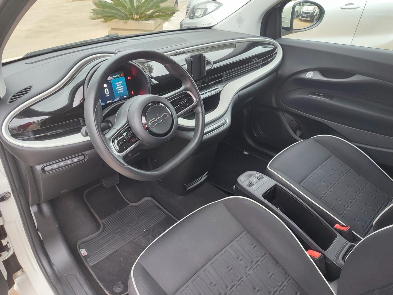 Fiat 500 Action 23,65 kWh Elettrica