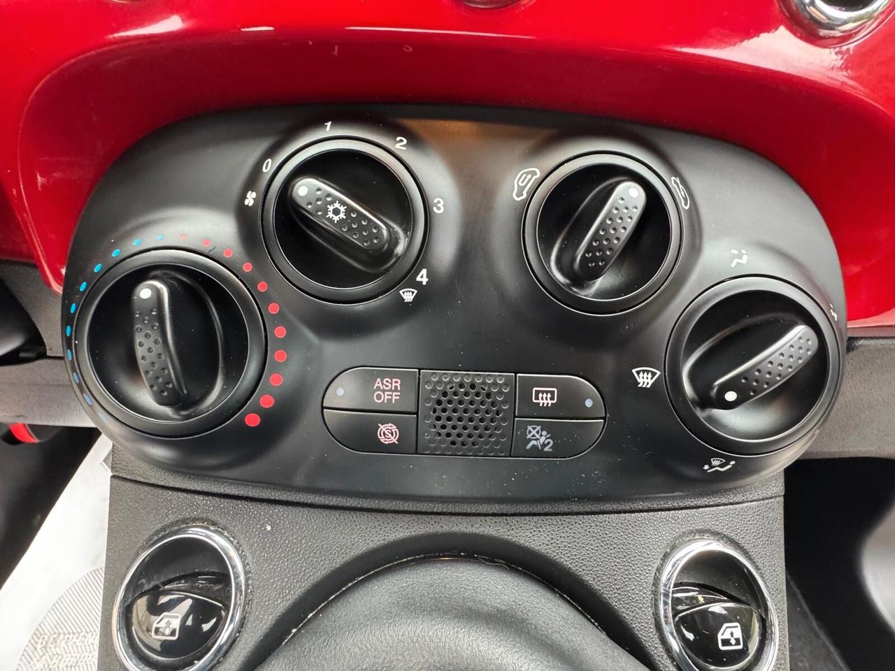 Bellissim.a Fiat 500 1.0 Hybrid Aziendale Chiavi in Mano