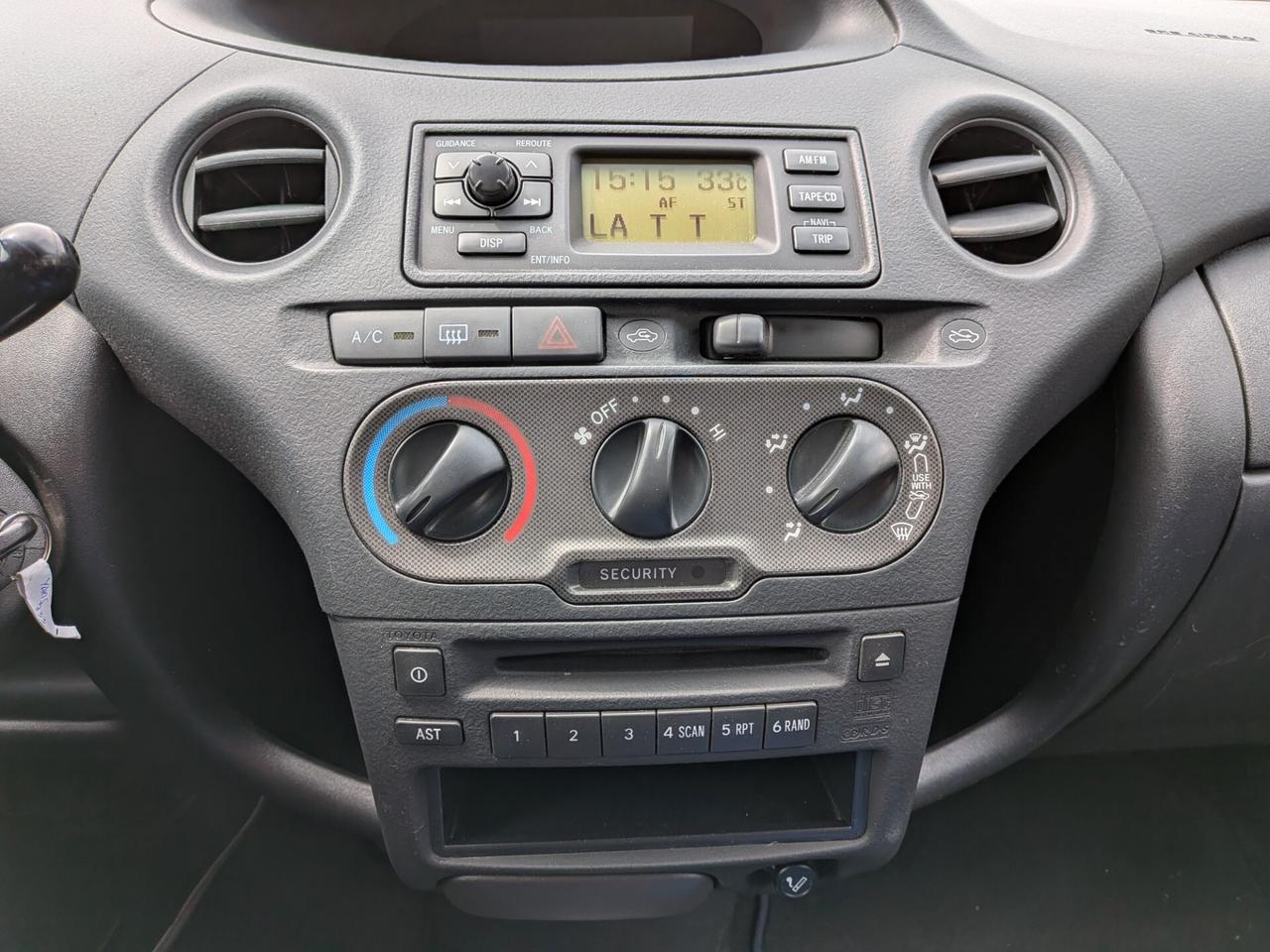 TOYOTA YARIS 1.0 65CV 5 PORTE