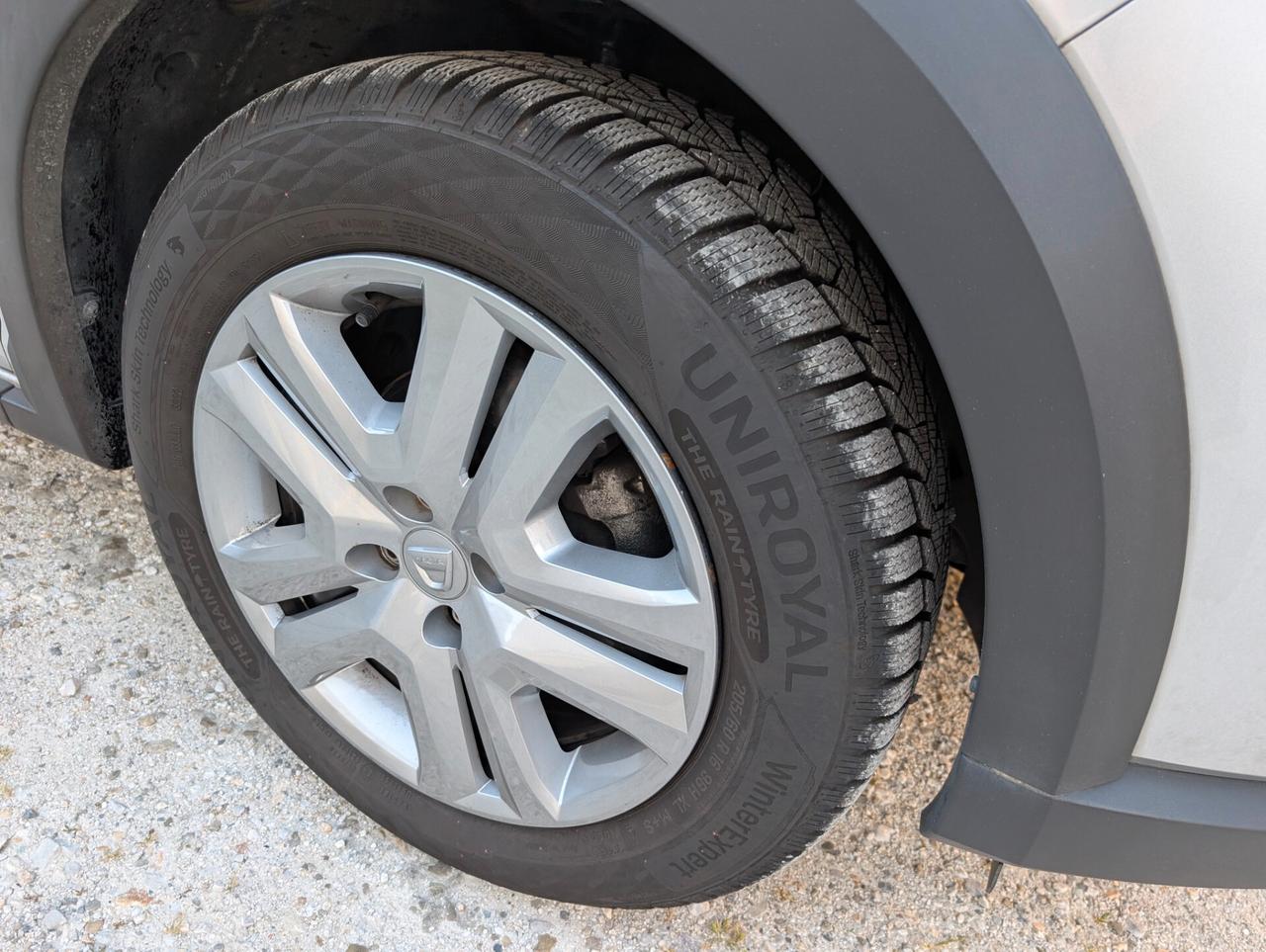 Dacia Jogger 1.0 TCe GPL 100 CV 5 posti Comfort SOLO KM 46500 TAGLIANDI