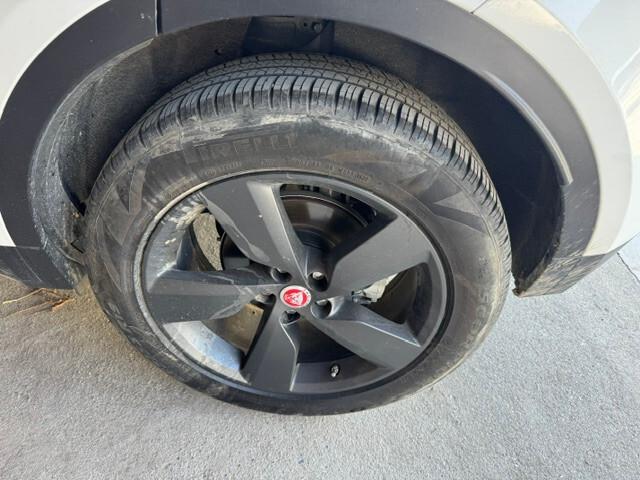 Jaguar E-Pace 2.0D 150 CV AWD aut. R-Dynamic S-INCIDENTATA!!!