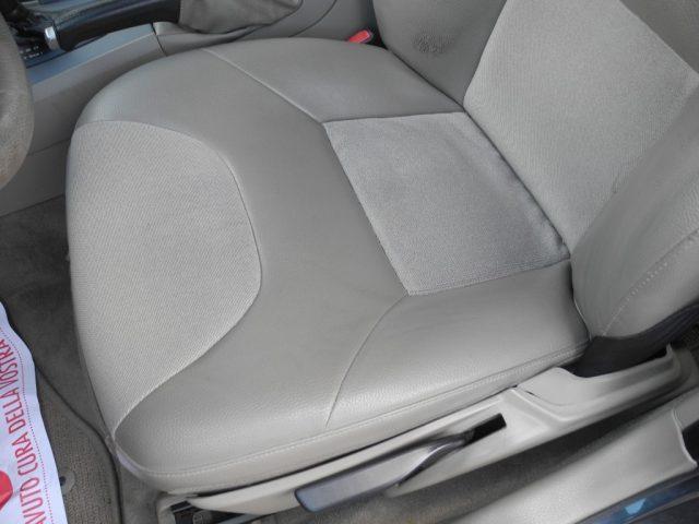 VOLVO XC70 2.4 D5 20v AWD Cross Country autom. - DA VETRINA