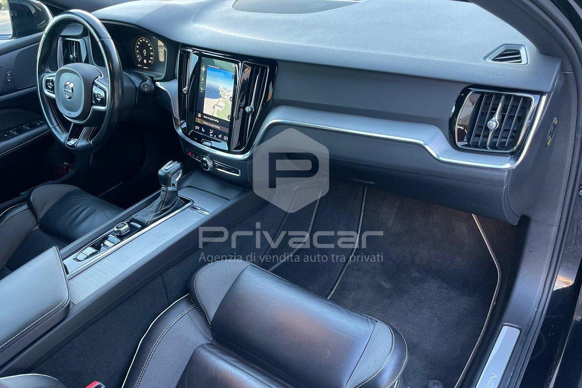 VOLVO V60 D3 Geartronic R-design