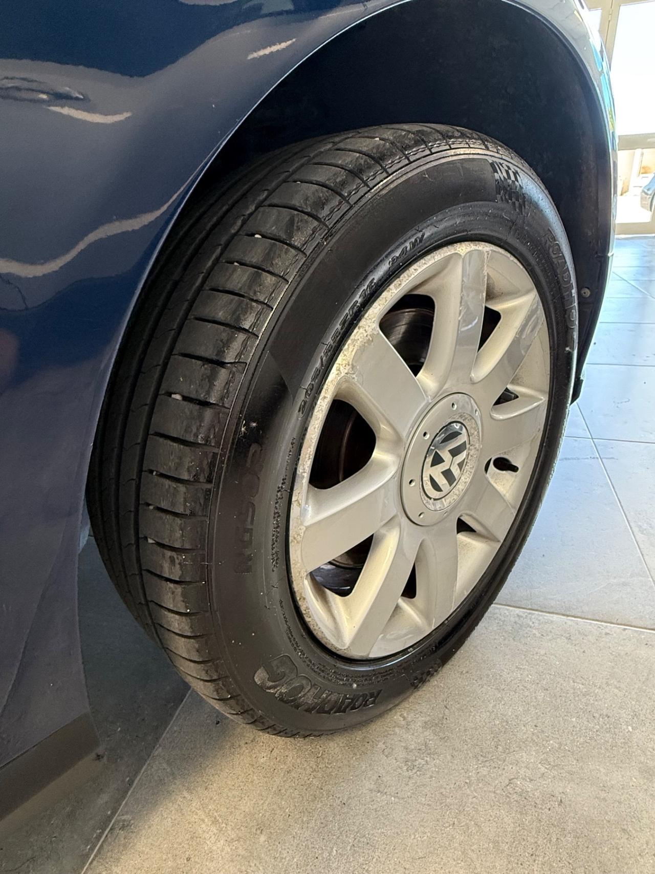 Volkswagen Passat 2.0 TDI 110CV DPF Comfortline