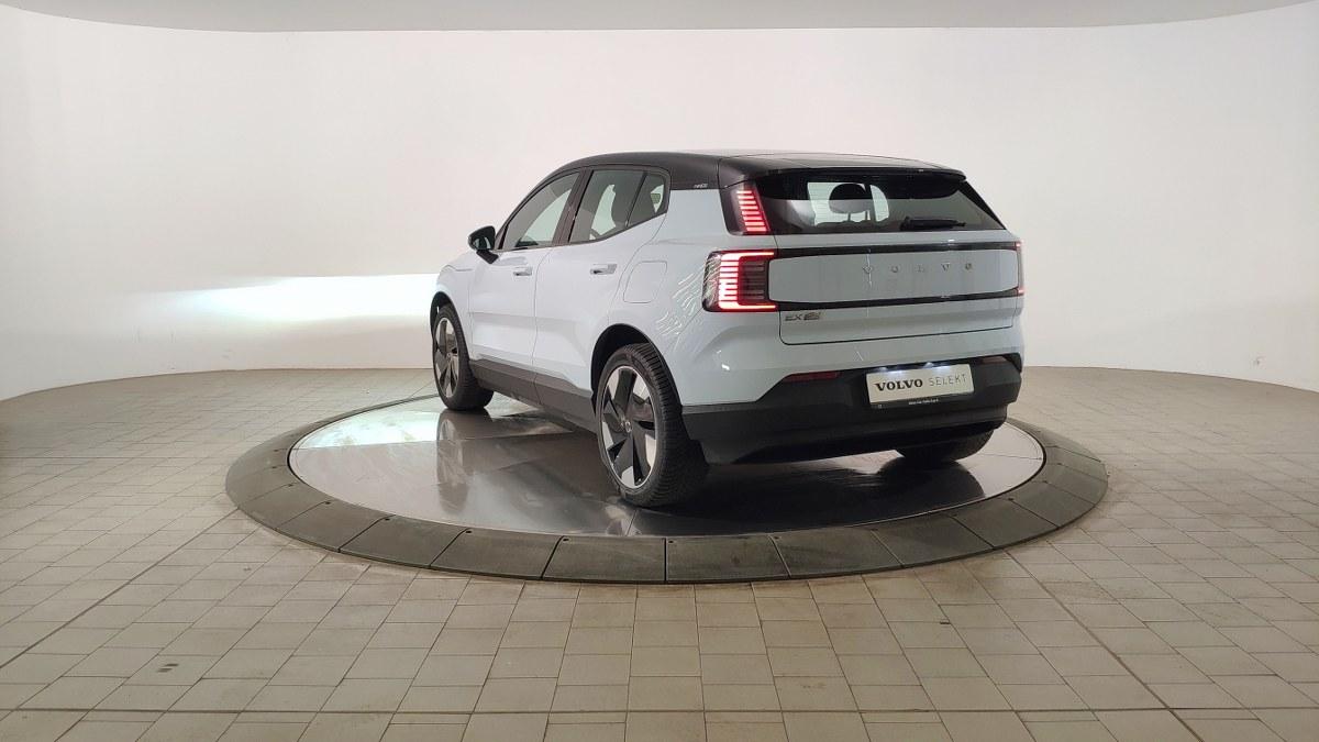 VOLVO Ex30 Single Motor Extended Range Rwd Plus