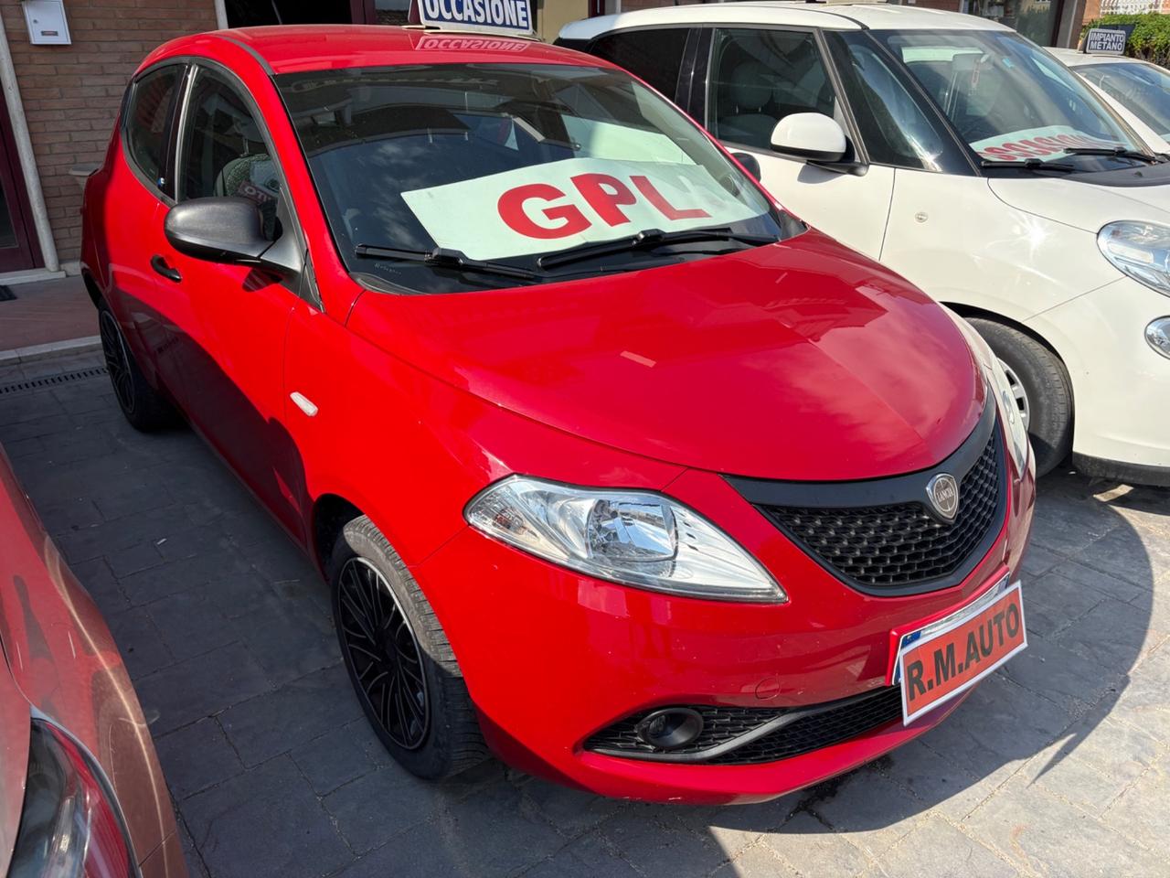 Lancia Ypsilon 1.2 69 CV 5 porte GPL Ecochic Gold