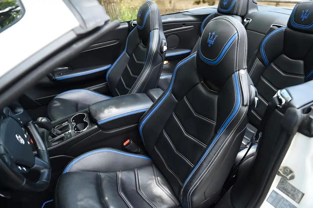 Maserati GranCabrio 4.7 V8 MC