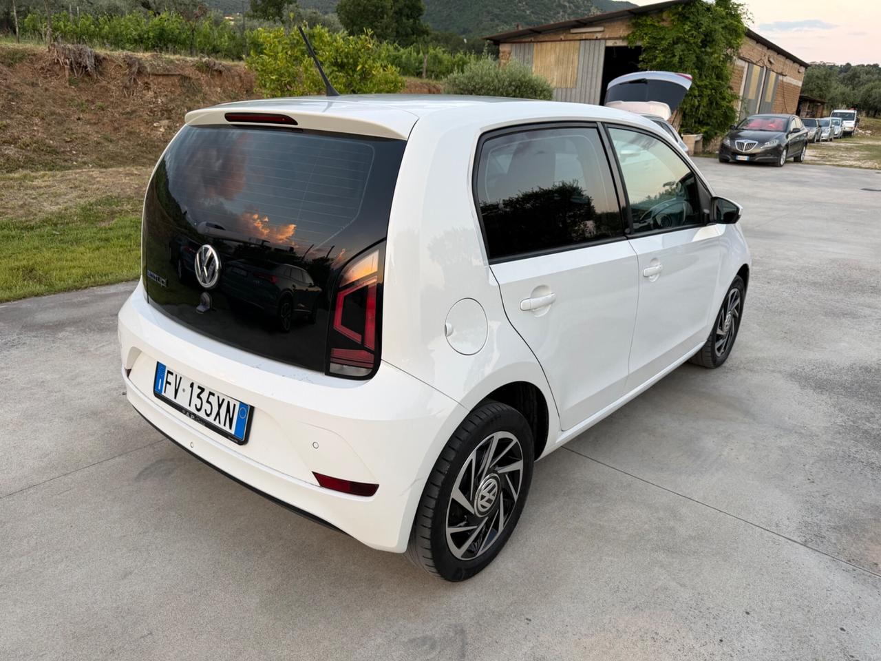 Volkswagen up! 1.0 5p. eco high BlueMotion Technology