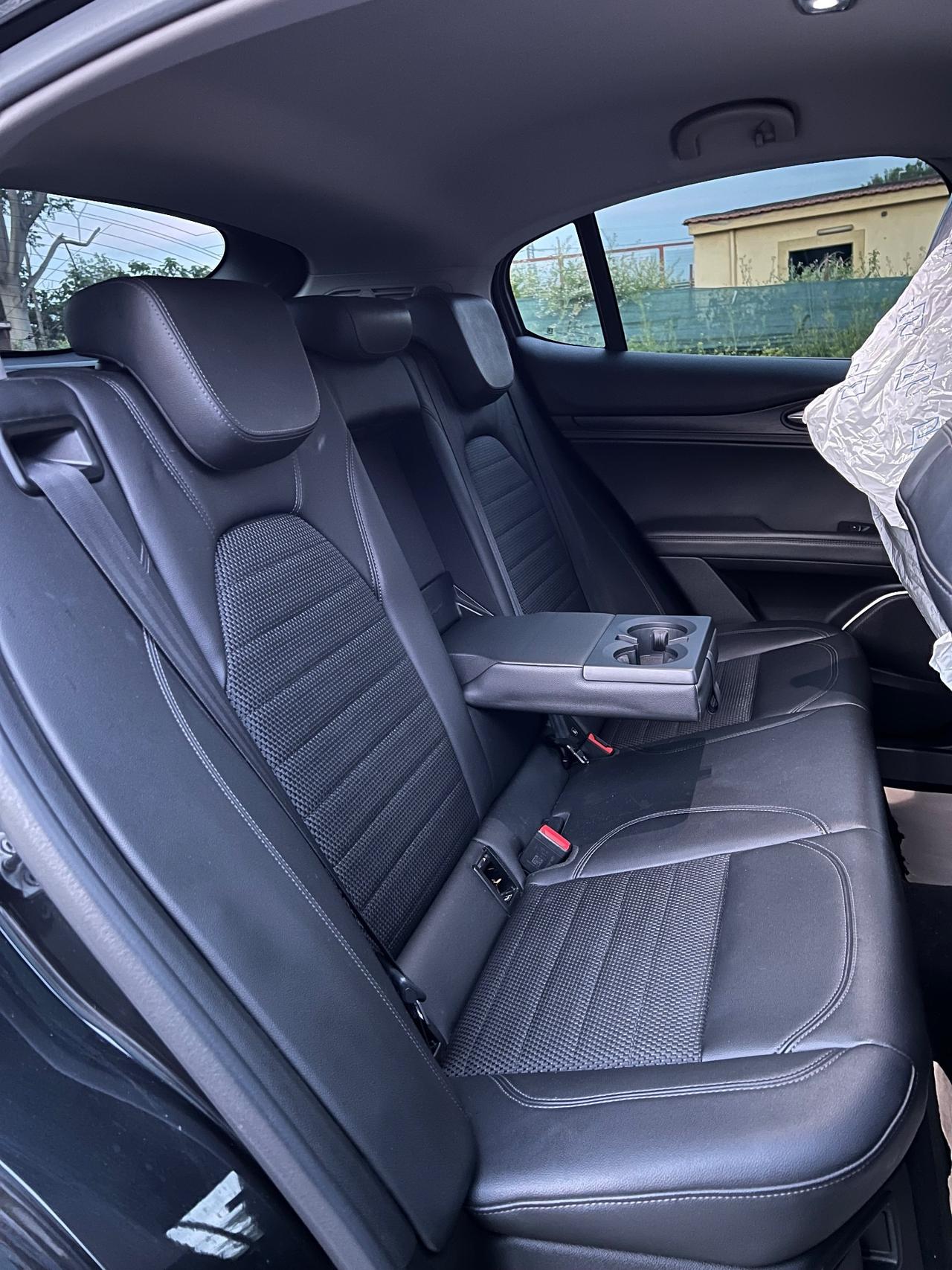 Alfa Romeo Stelvio 2.2 diesel 210cv