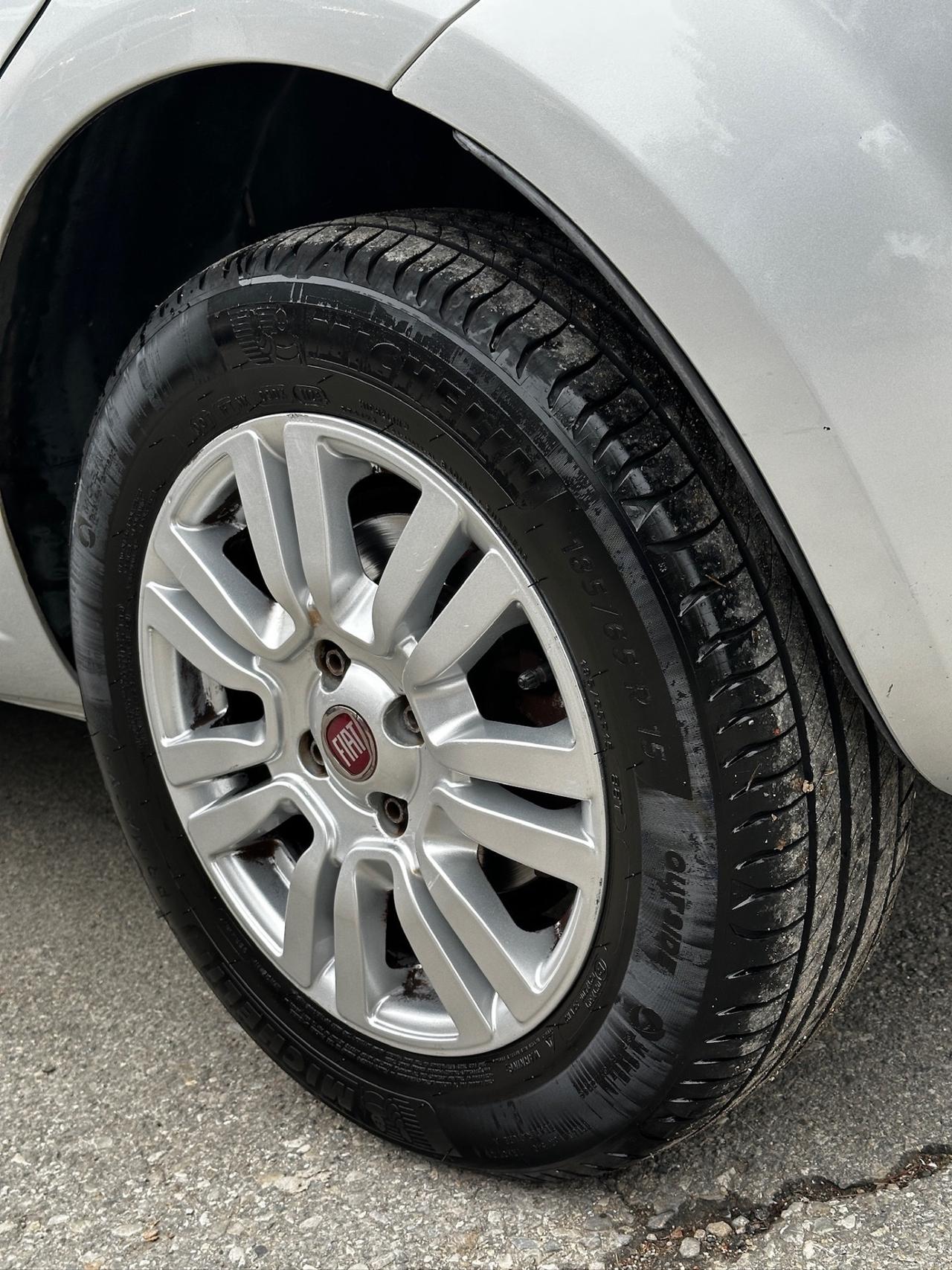 Fiat Punto 1.4 8V 5 porte Natural Power Lounge