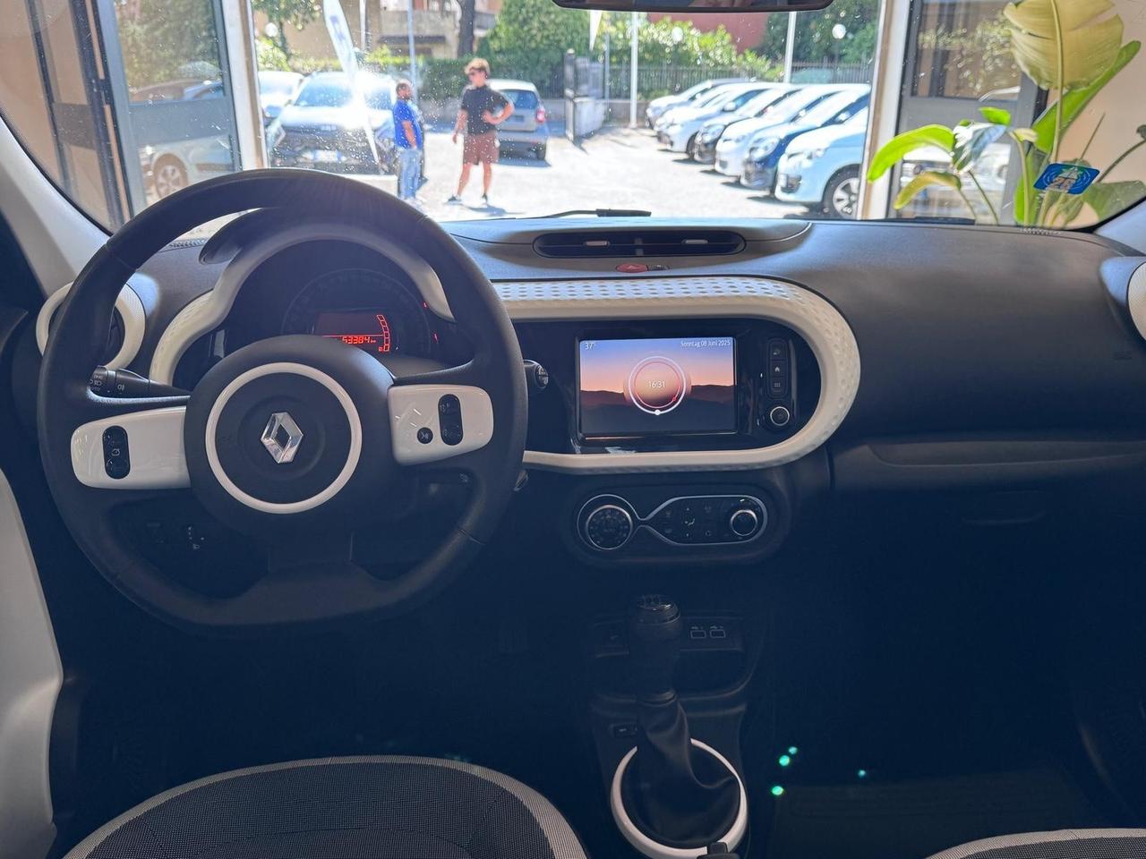 Renault Twingo 1.0 65cv NEOPATENTATI , LED NAVI CLIMA AUTO, UNIPRO