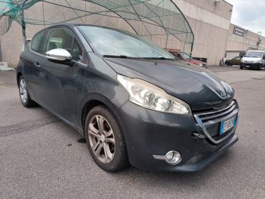 Peugeot 208 3P 1.2 CINGHIA ROTTA 01-2013