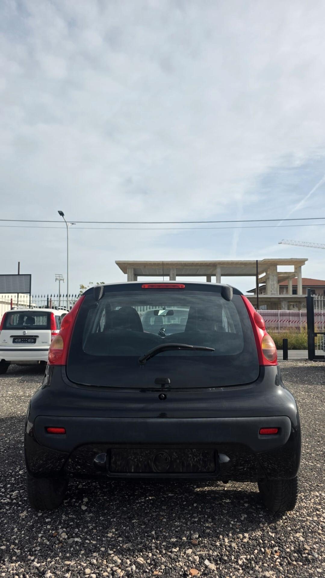 Peugeot 107 1.0 68CV 5p. Urban Move