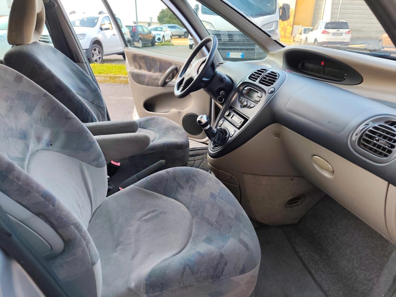 Citroen Xsara Picasso benzina neopatentati