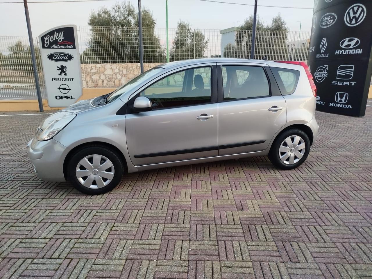 Nissan Note 1.5 dCi 86CV Visia