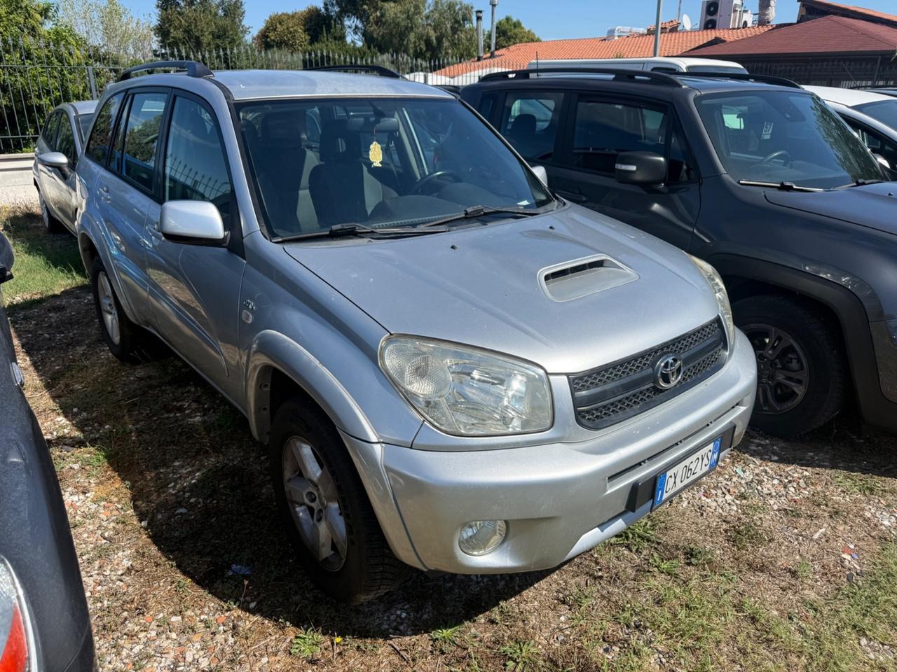 Toyota RAV 4 RAV4 2.0 Tdi D-4D cat 5 porte Sol Impeccabile
