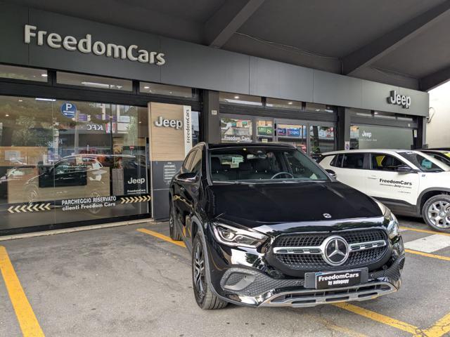 MERCEDES-BENZ GLA 180 d Automatic Sport